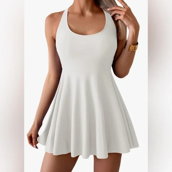 White 1 piece lined tummy control flowy swim dress. XL - Picture 1 of 3